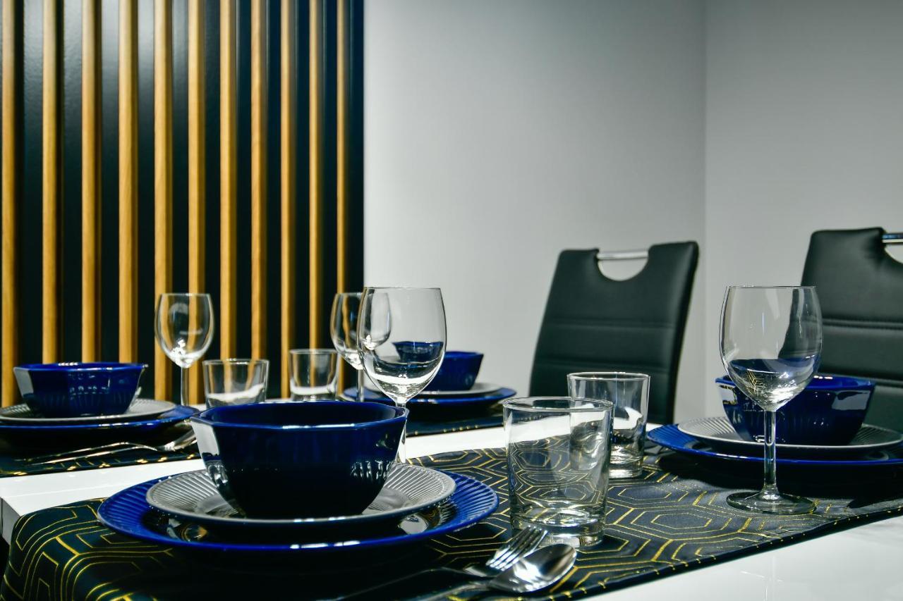 Apartament32 Golden Vip -Duze Miejsce Postojowe- Olsztyn  Kültér fotó